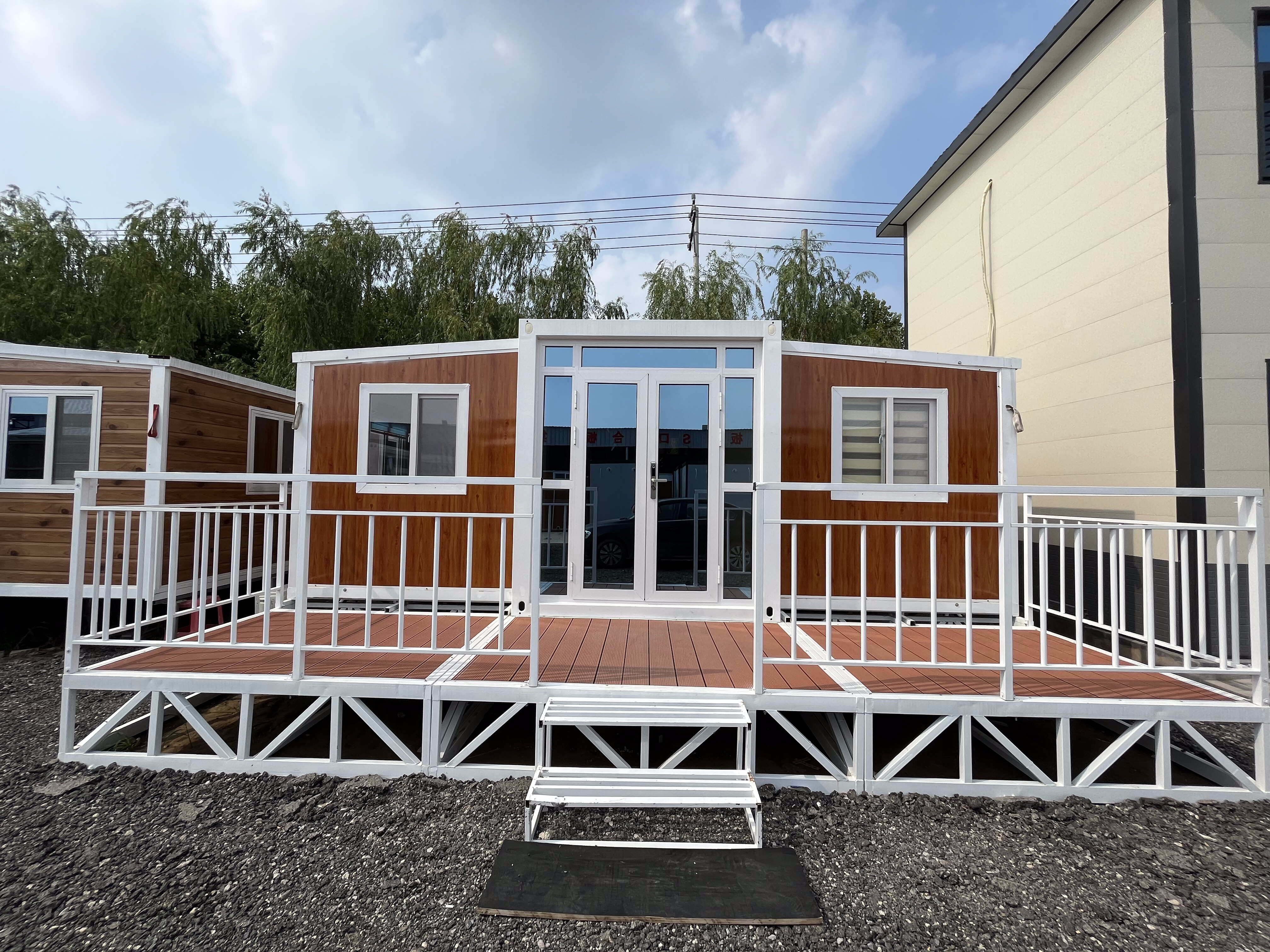 Expandable Container house
