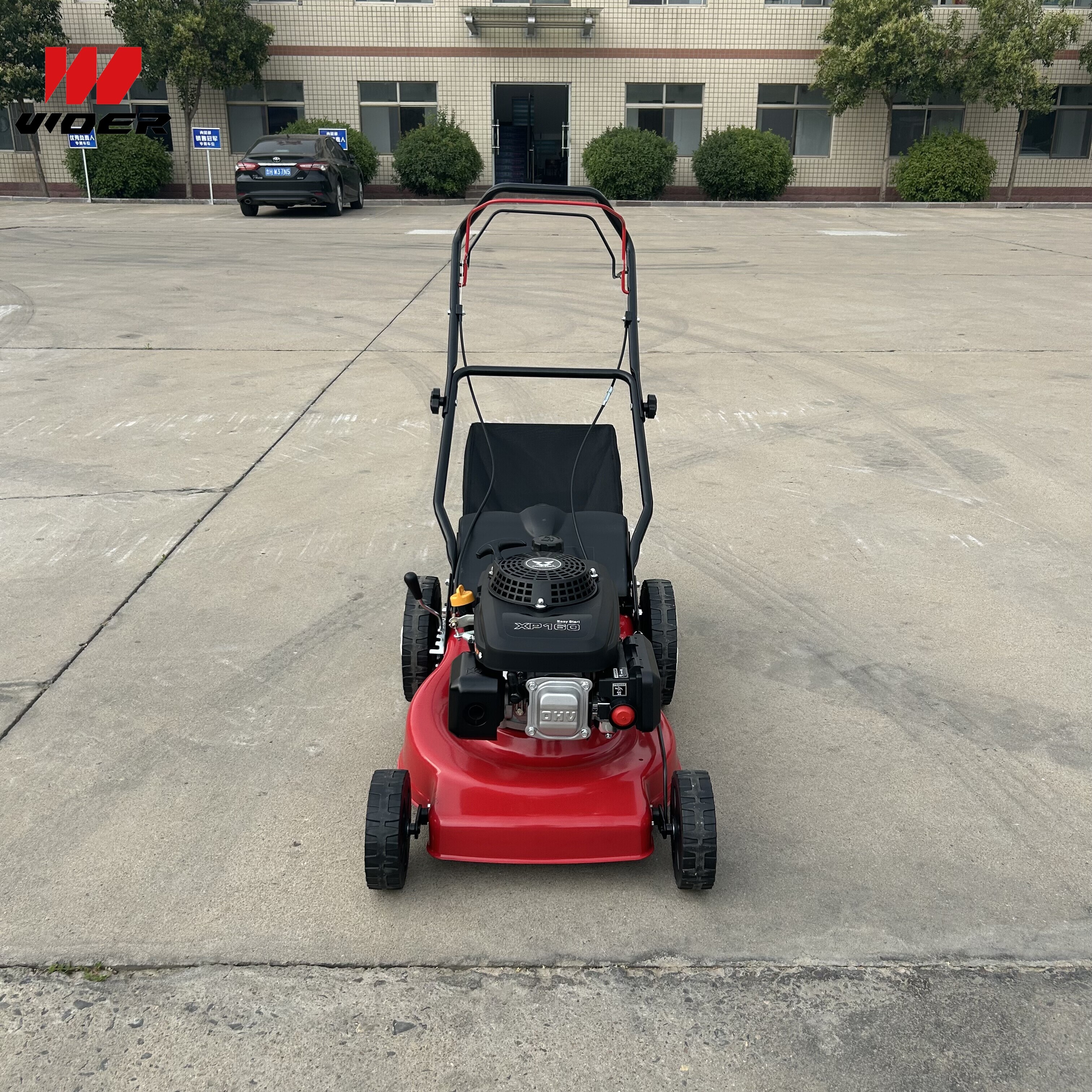 农用园林草坪手推汽油割草机