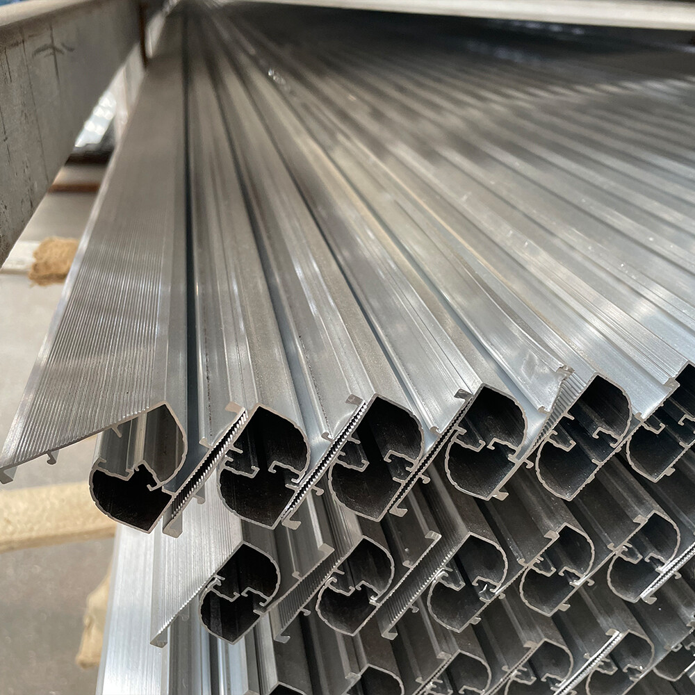 6063-T5 أنبوب زهرة البرقوق أنبوب سبيكة الألومنيوم أنبوب زهرة الأكسدة الفضية Al-M