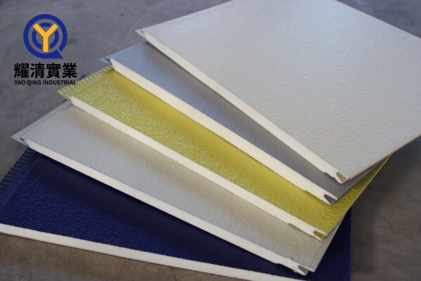 Elastic coating pattern