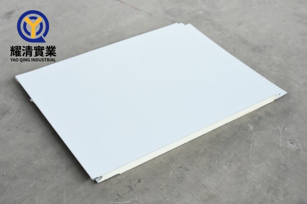 Flat Grain-Angel White