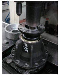 驱动桥装配图 10