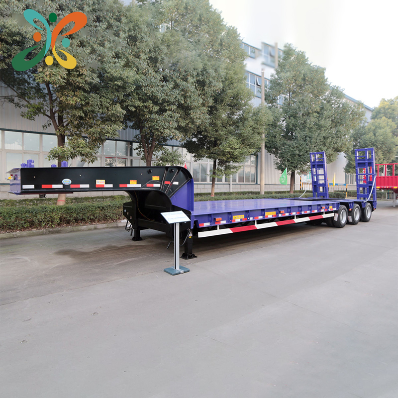 3 Axle 4 Axis Container Flatbed Semitrailer Chassis 3 Axis Flatbed Trailer 60-80Tons 40 Ft Container Flatbed Semi Trailer Sale