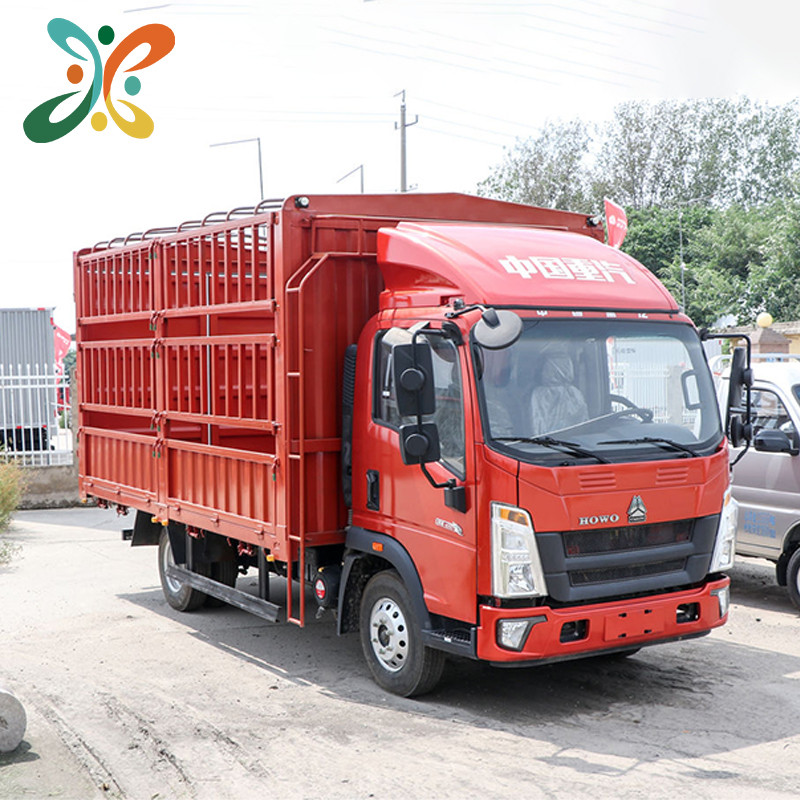 6 Wheels 8 Ton HOWO Closed Aluminum Van Box Truck