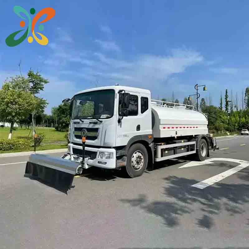 High Efficiency Cheaper Price 4X2 Runway Street Road Highway Airport Vacuum Road Sweeper