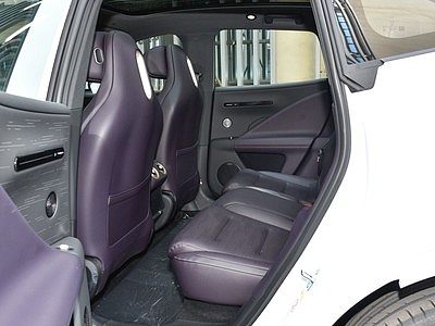 502680161_1744603420757_400x300