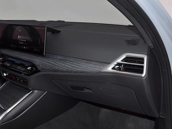 1400x1050_autohomecar__ChxkPmcYxG2AIN1dABEZFY6FPsY758