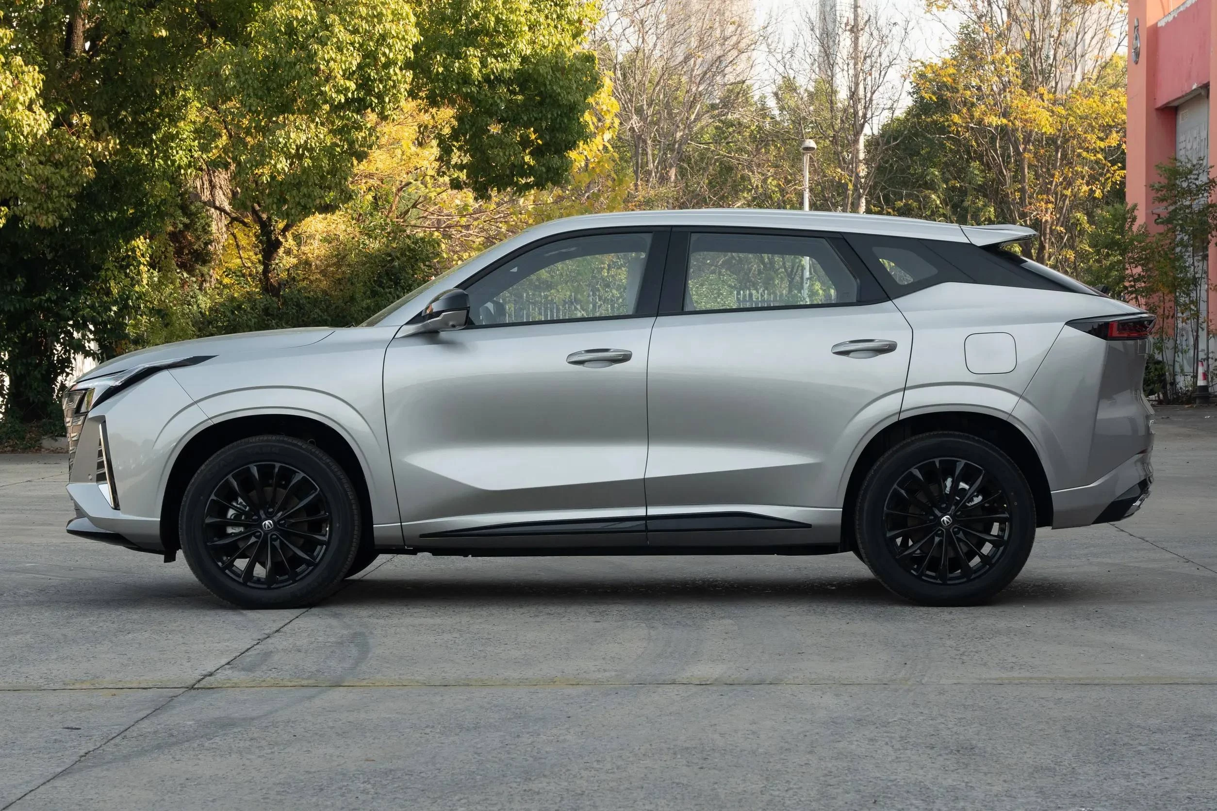 Changan Uniz Phev