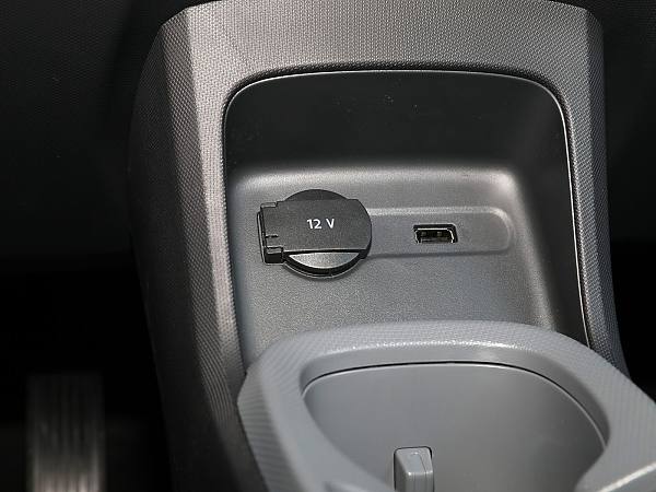 Leapmotor T03 details (9)