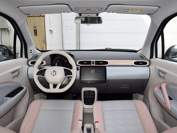 Leapmotor T03 interior (9)