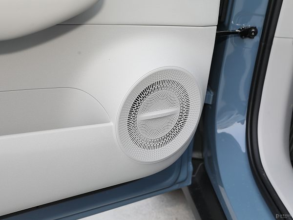 Leapmotor B10 details (1)