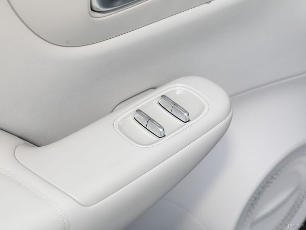 Leapmotor B10 details (9)