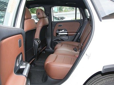 438592611_1723448457051_400x300