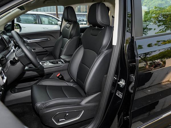 1400x1050_autohomecar__ChxknGgRs96ACwOiACAvT9-Dm4o357