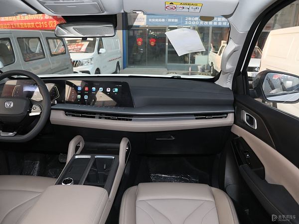 402484853_1705388363621_1024