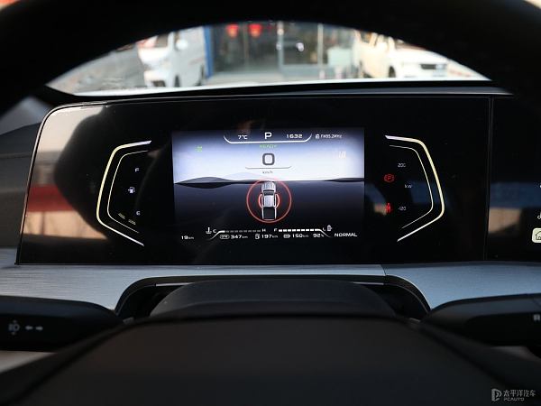 402484882_1705388368335_1024