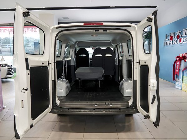 SAIC Maxus Dana V1 details (4)