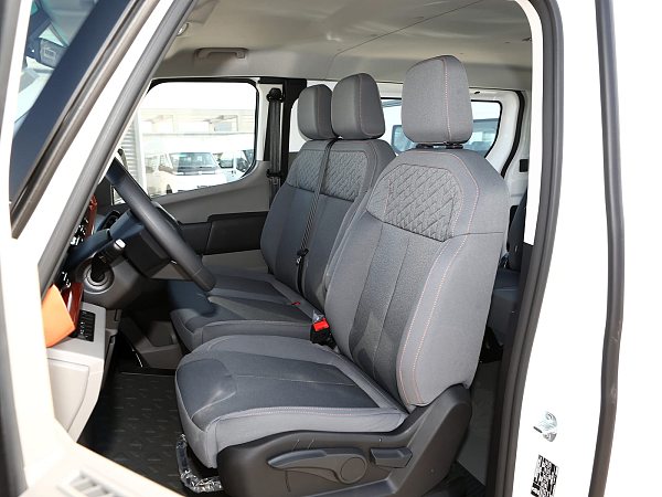 Super Van interior (3)