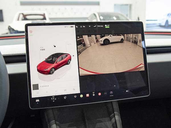 1400x1050_autohomecar__ChtlyGfSXAGAFx3EACRdPrh160Q845