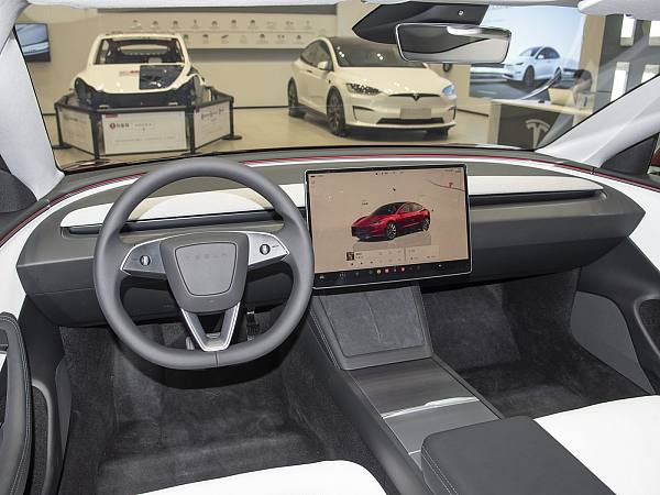 1400x1050_autohomecar__ChxoHWfSW_eAb_ohACYFeGiC4DU090