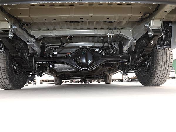 Wuling Yangguang Details (20)