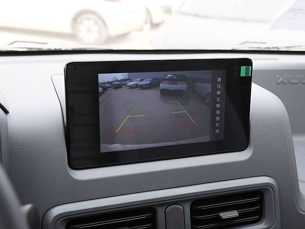 Wuling Yangguang Details (21)