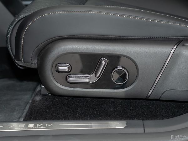 442886961_1724985088648_1024