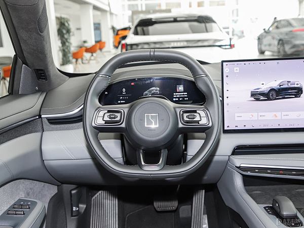 438817087_1723559102621_1024