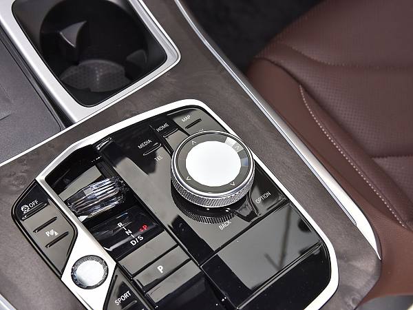 BMW X5 Details (12)
