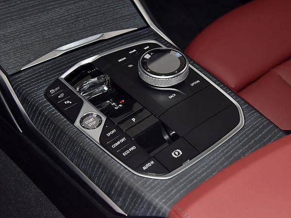 1400x1050_autohomecar__ChxkPmcYxHKAScggABOx6qAvOqU141