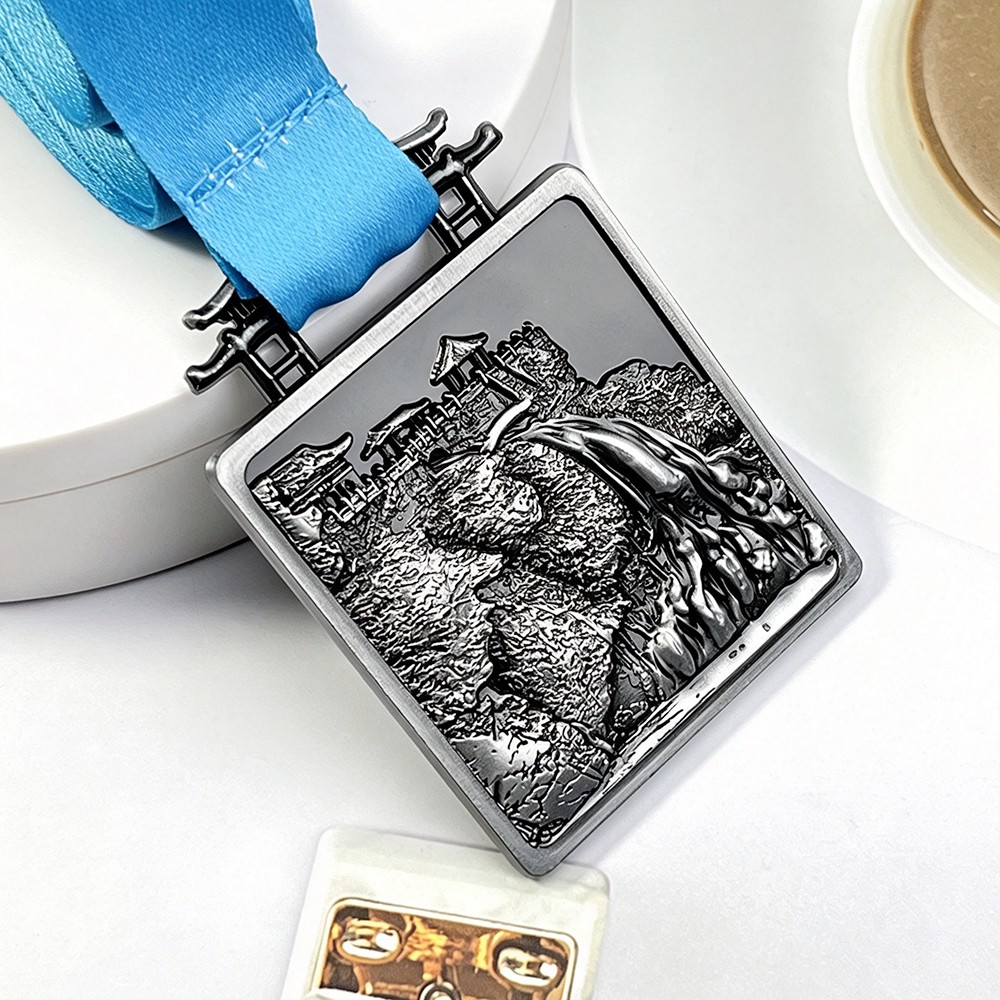 Custom Taroko Gorge Marathon Finisher Medal – Zinc Alloy Antique Silver Plated | Canyon Relief Landscape | 5K Event Commemorative Award