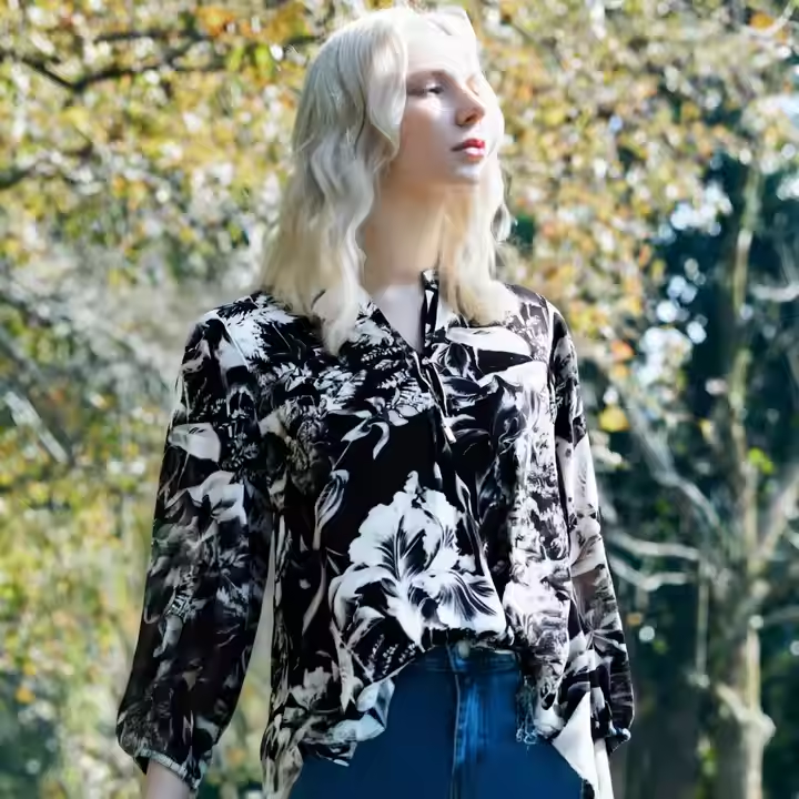 Hot Sale Women's Bohemian Casual O-Neck Shirt Embroidery Floral Long Sleeve Women's Black & White Ukrainian Embroidery Shirt