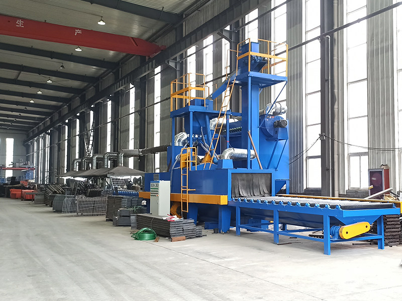 Machine de grenaillage et de sablage