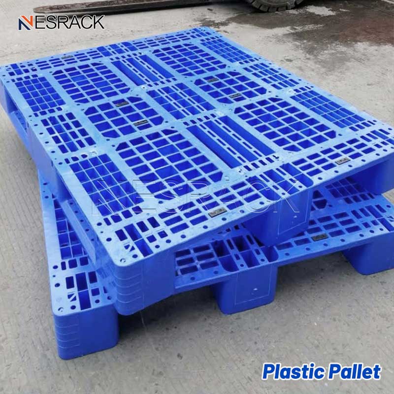 Plateau en plastique