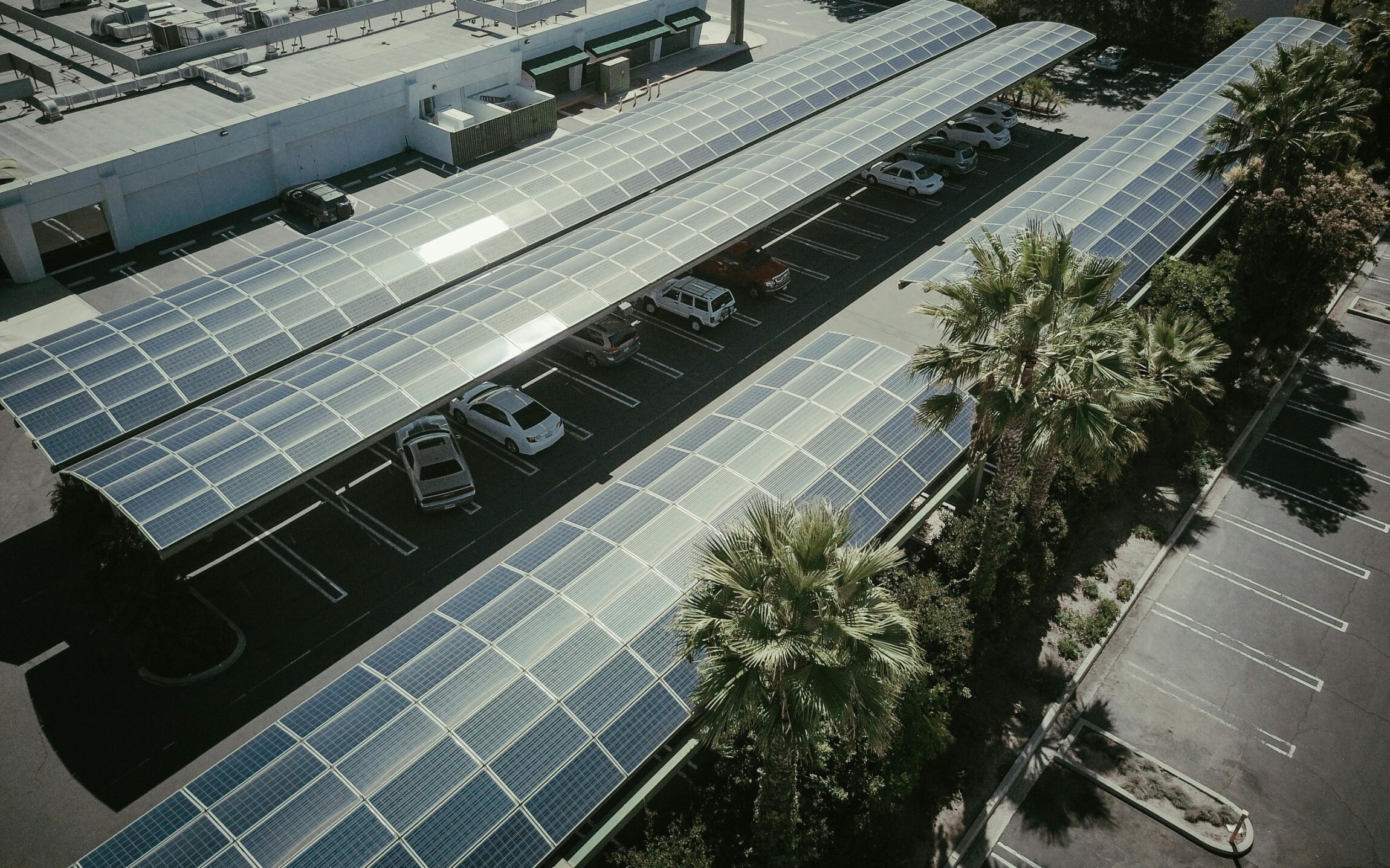 Materials and specifications for the production of photovoltaic modules