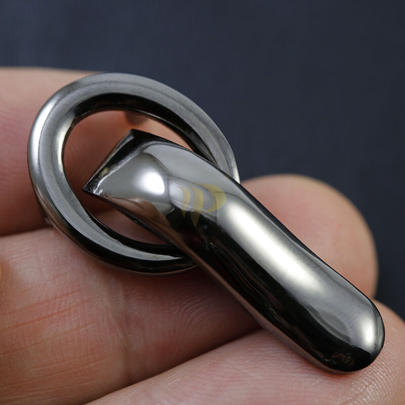 Duckbill interlocking