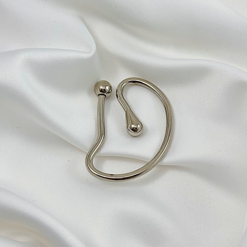 Swimsuit clasp