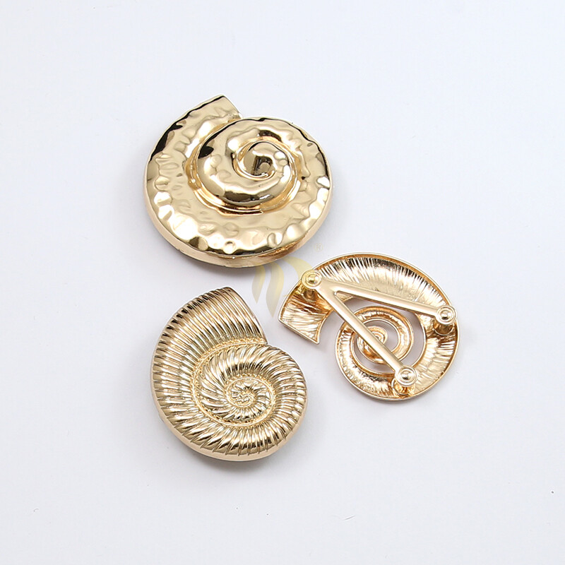 Seastar shell swimsuit button