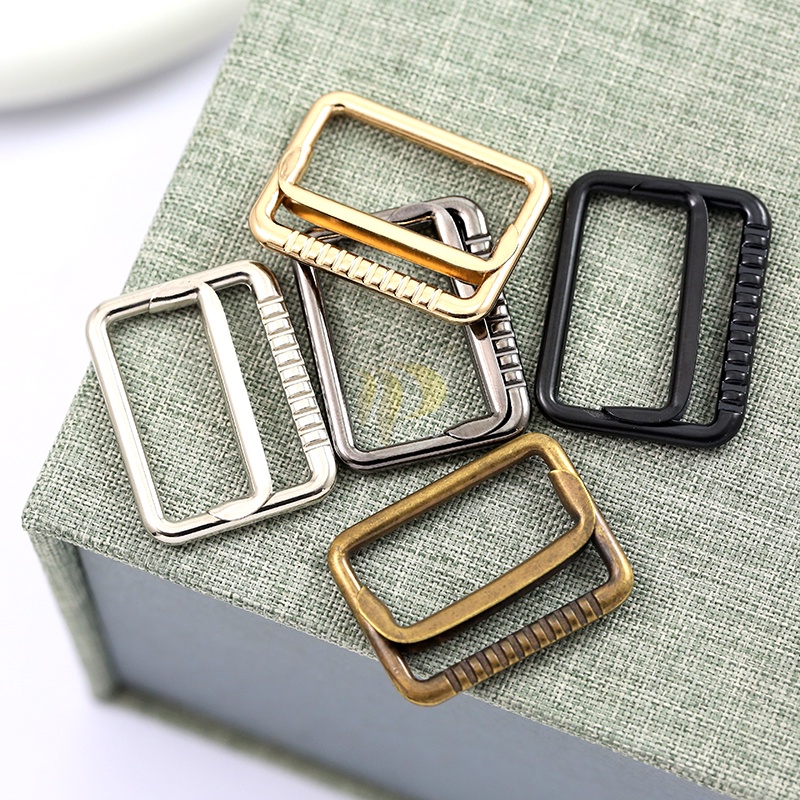 Ladder lock buckle