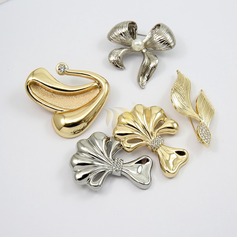 Brooch decorative buckle