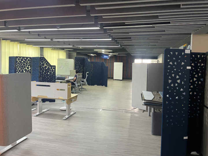 Standing sound panels