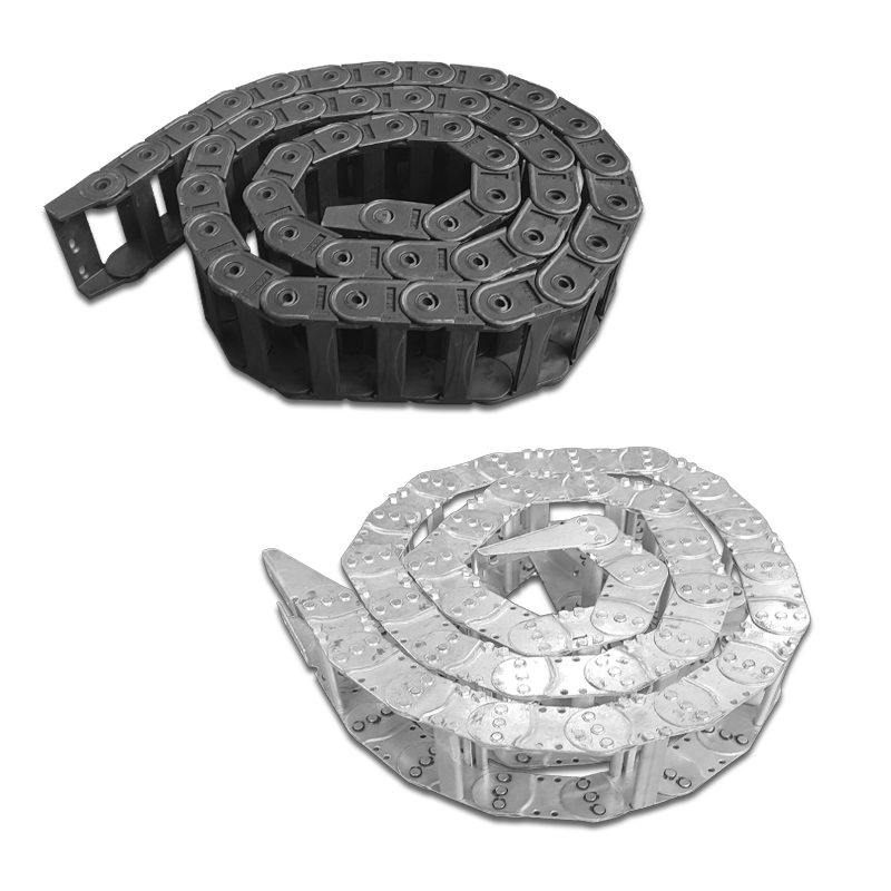 Clearance vehicle towing chain