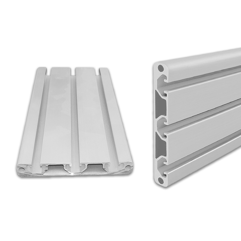 Fire engine equipment support platform guard plate