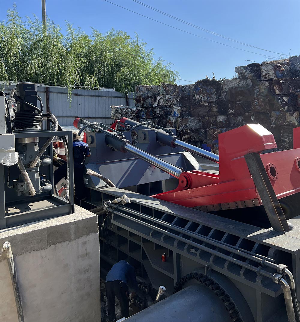 Metal Baler
