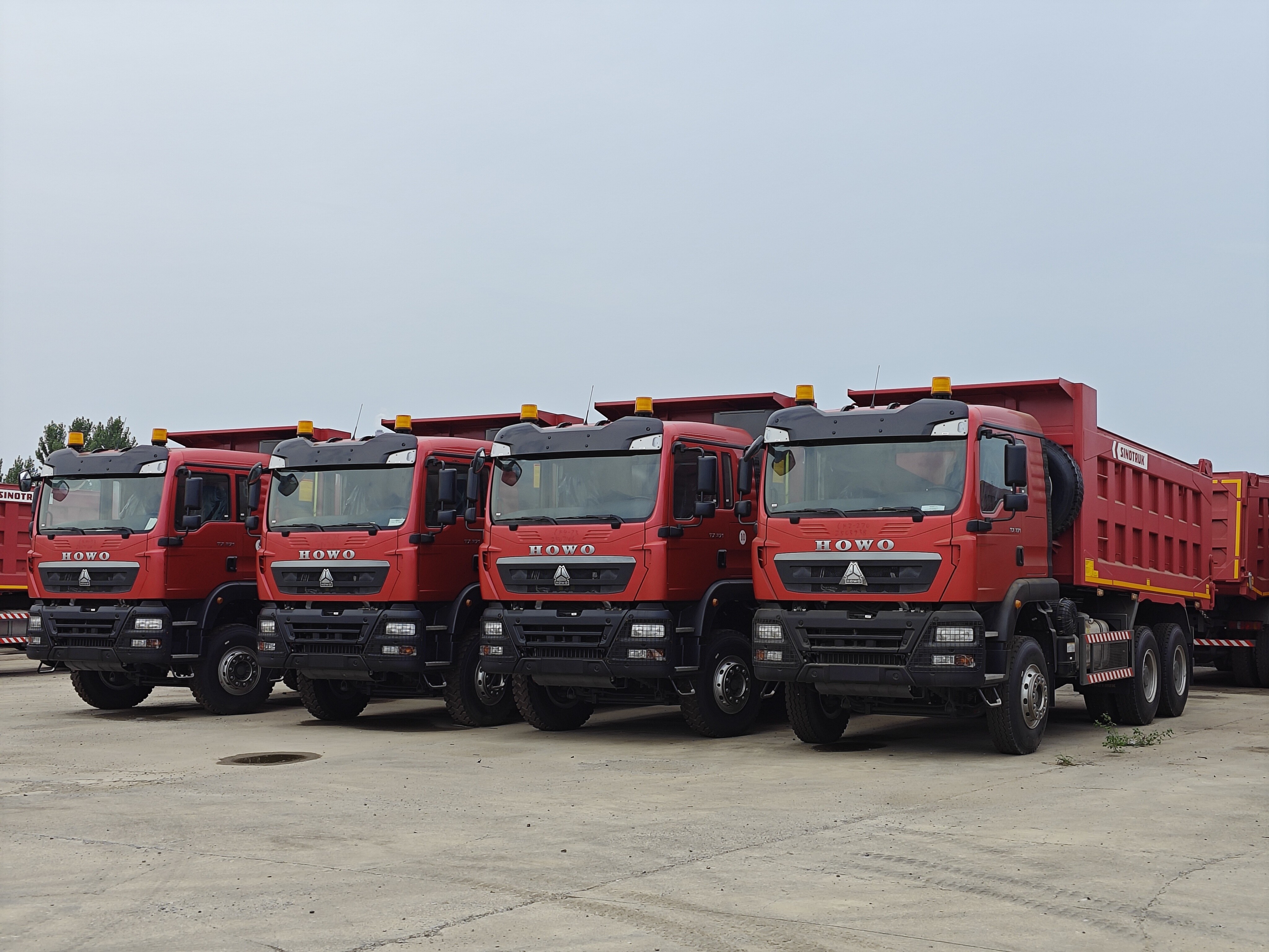 SINOTRUK HOWO 6X4 Dump truck