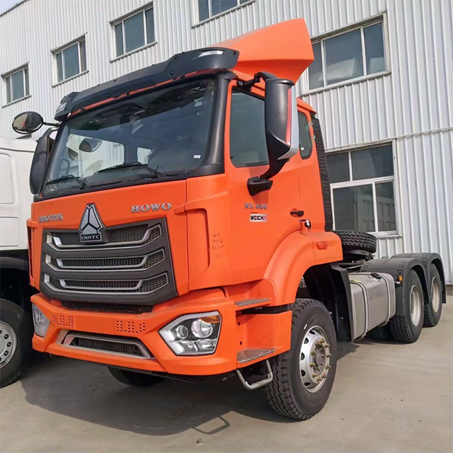 SINOTRUK HOWO NX 6X4 Tractor Truck
