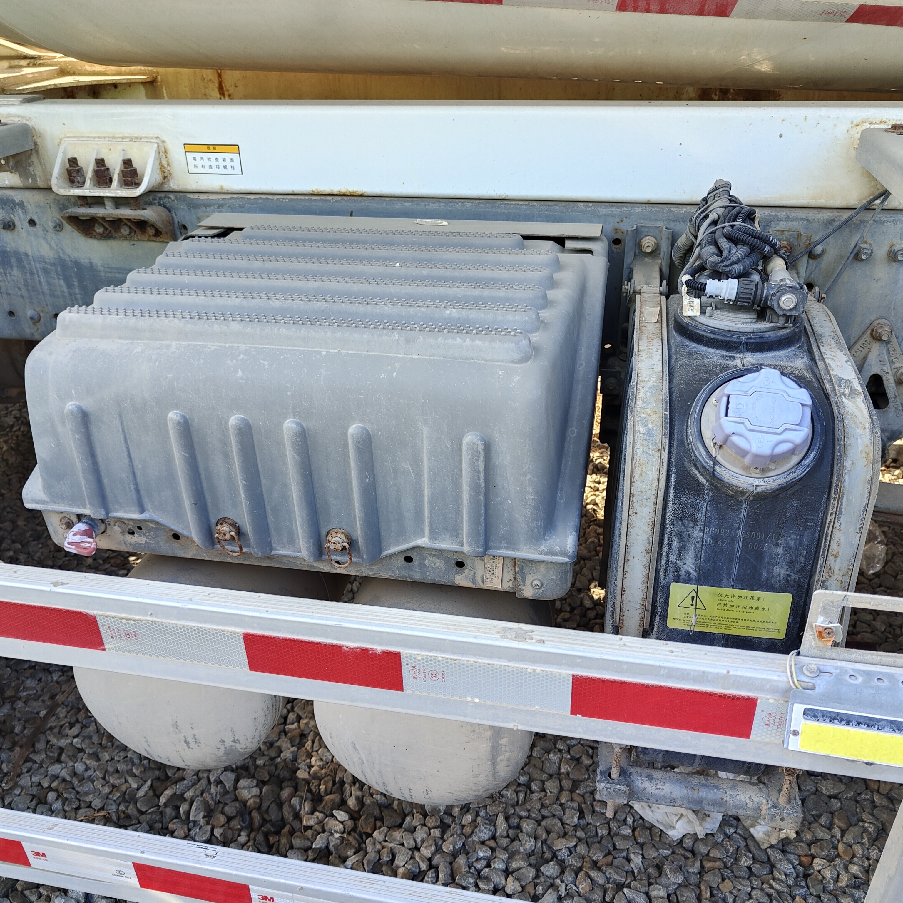 Sinotruk HOWO Truck 8cbm 10cbm 6X4 Blender Mixer Truck