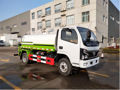 Dongfeng Sprinkler Truck