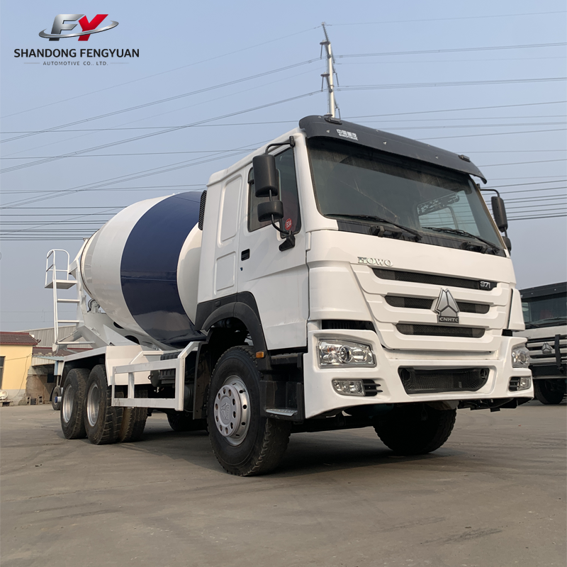 Camion malaxeur Sinotruk Haoyun