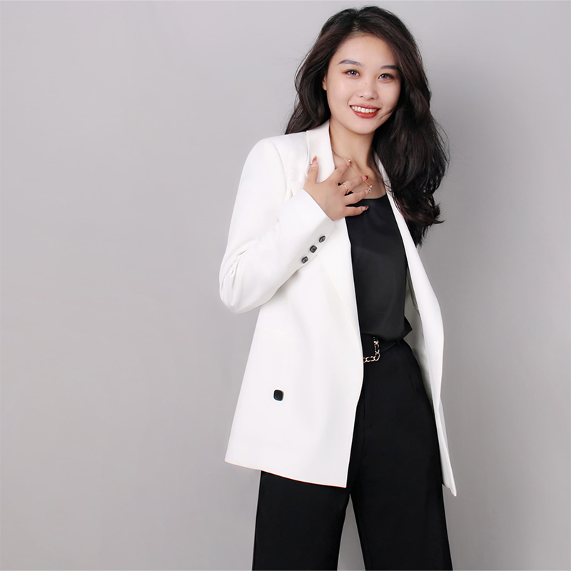 Linen fabric ladies suits are comfortable and stylish